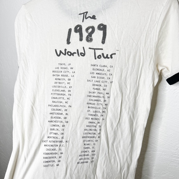 Taylor Swift White and Black Graphic Tee - Picture 8 of 8